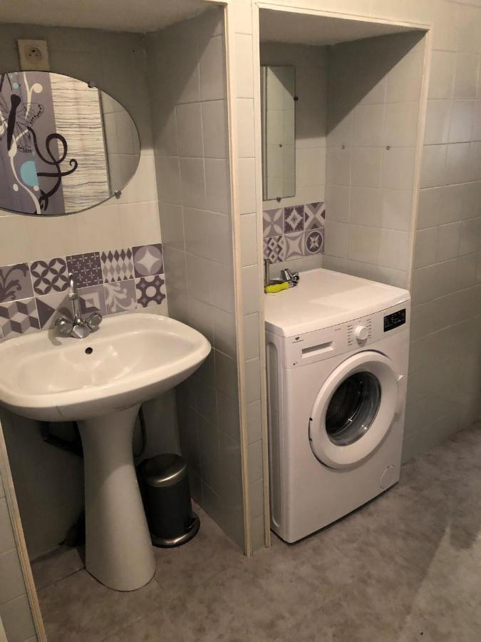 Le Gambetta Apartment Poussan ภายนอก รูปภาพ