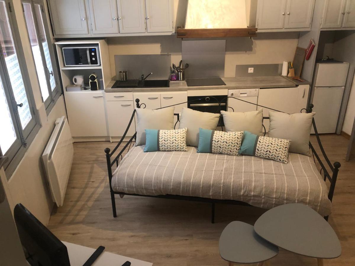 Le Gambetta Apartment Poussan ภายนอก รูปภาพ